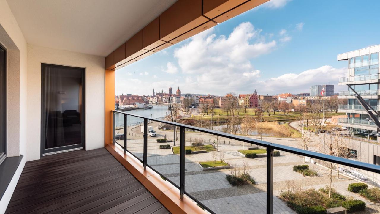 Flatbook - City Center Apartments Brabank With Parking กดัญสก์ ภายนอก รูปภาพ